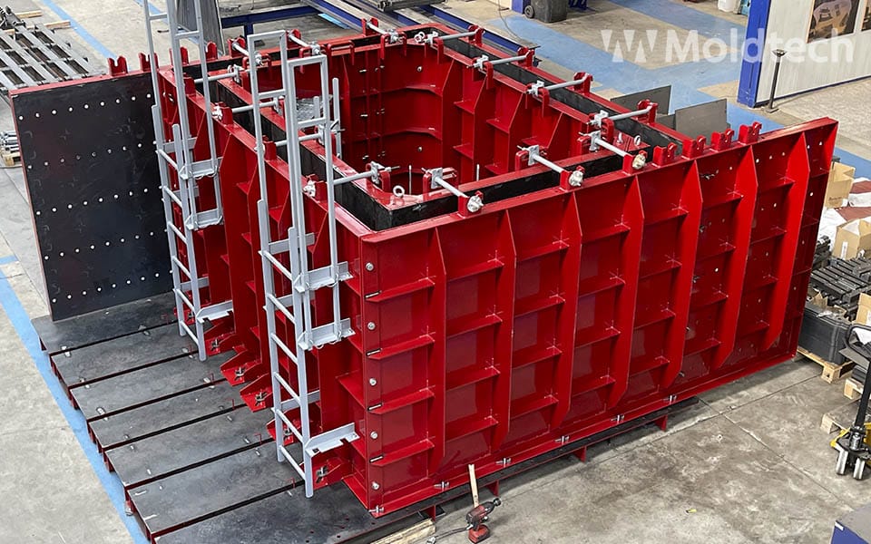 MOLDTECH DESIGNS A NEW MOULD FOR BOX CULVERT WET CAST FOR THE FRENCH MARKET
